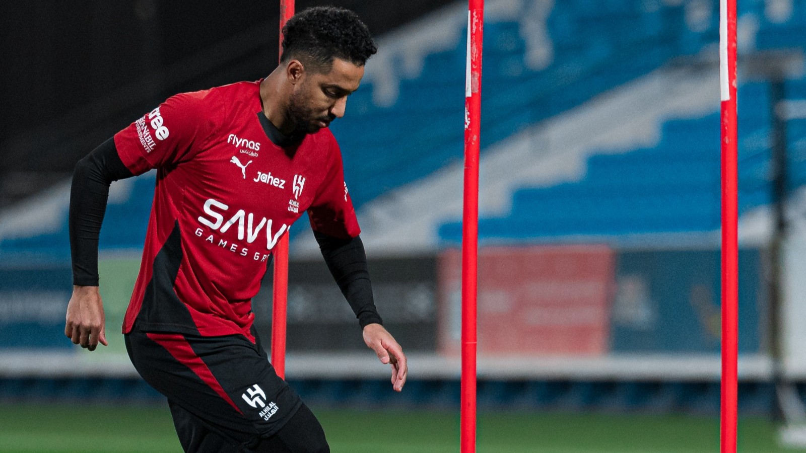 صدمة للهلال.. سالم الدوسري خارج الحسابات قبل مواجهة التعاون 