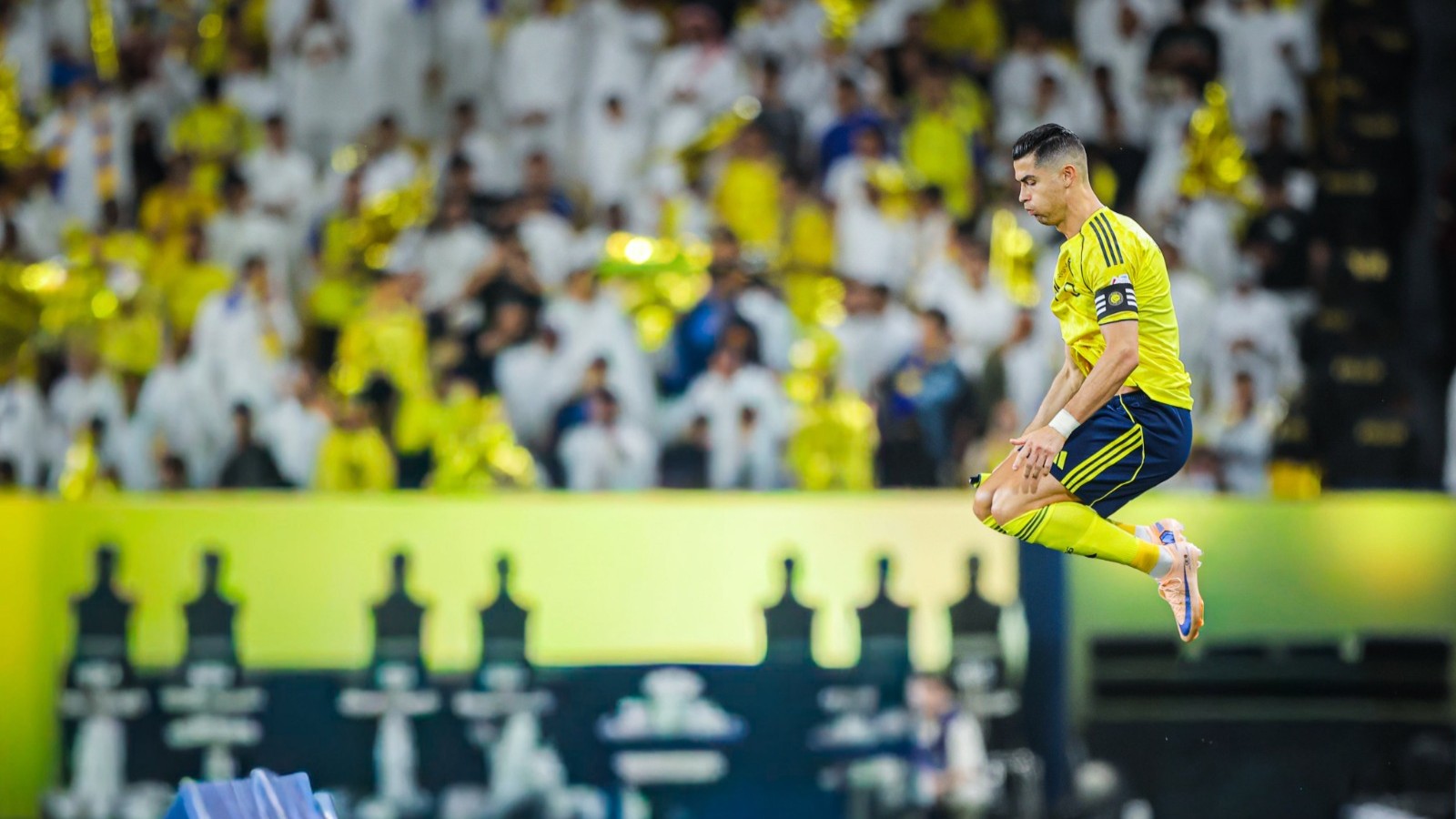 بعد تعادله مع الهلال.. ماذا يحتاج النصر لإحراز لقب الدوري السعودي؟ 