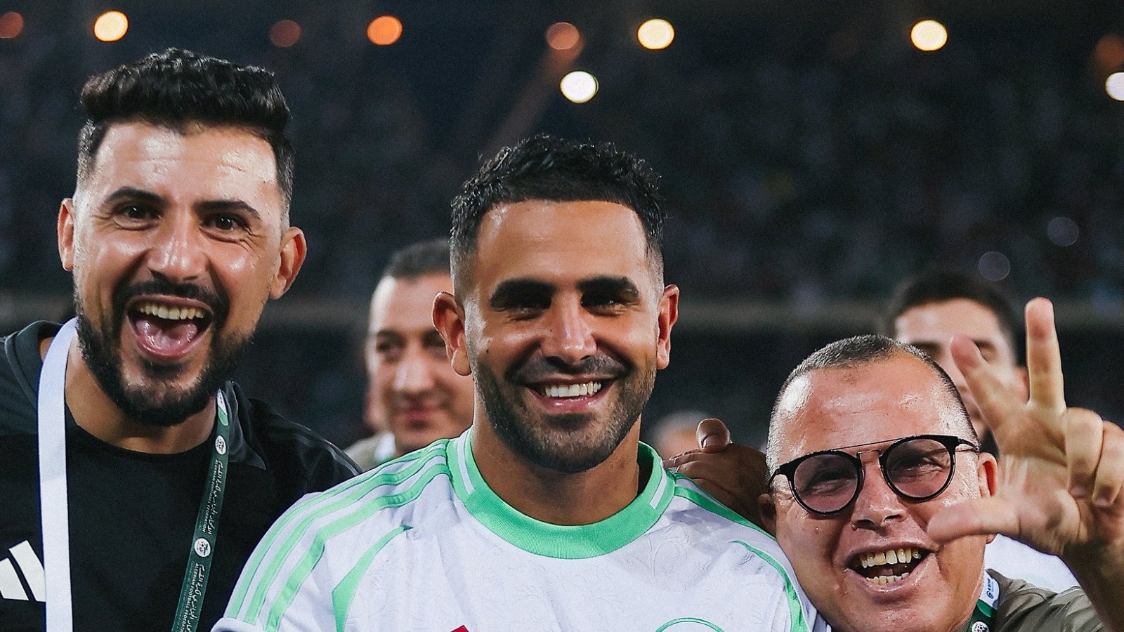 "لا أعذار".. رياض محرز يعد مشجعي الجزائر بالتعويض ضد السودان 