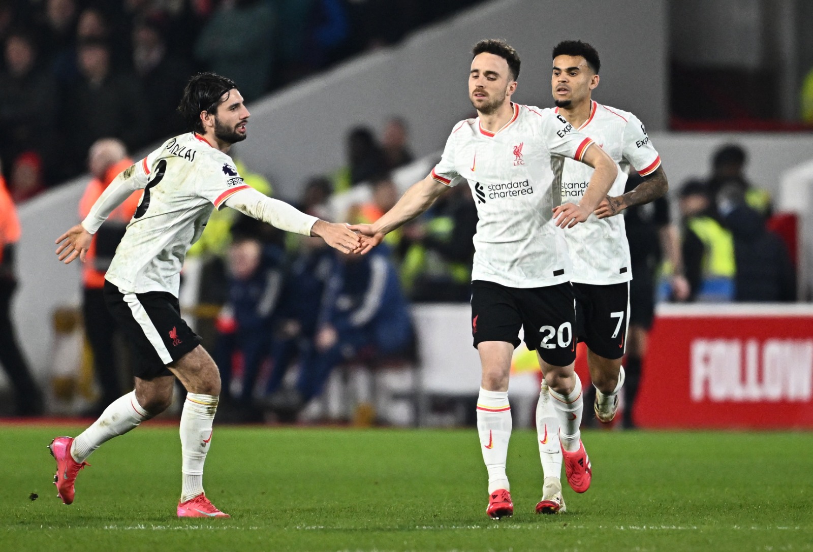 ديوغو جوتا لاعب ليفربول يحتفل بهدفه في مرمى نوتنغهام فورست - 14 يناير 2025
