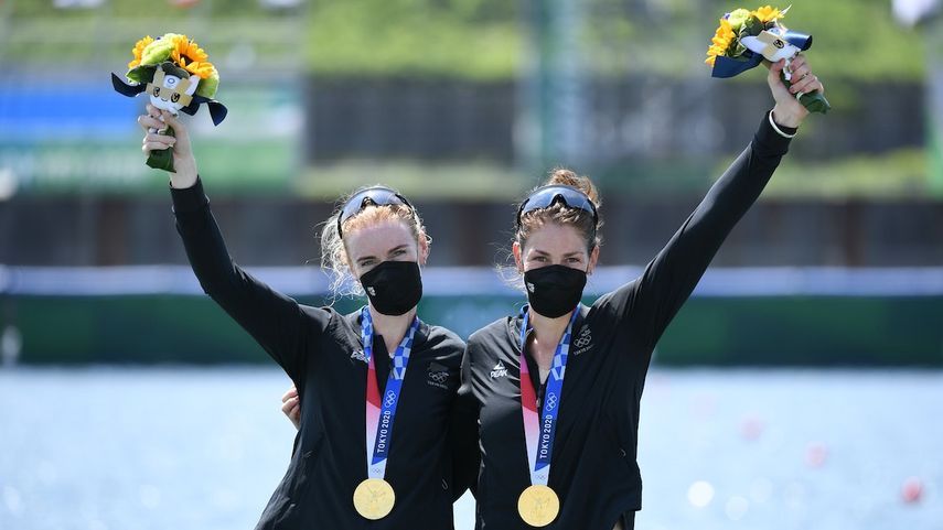 Rowing - Women's Pair - Medal Ceremony - REUTERS