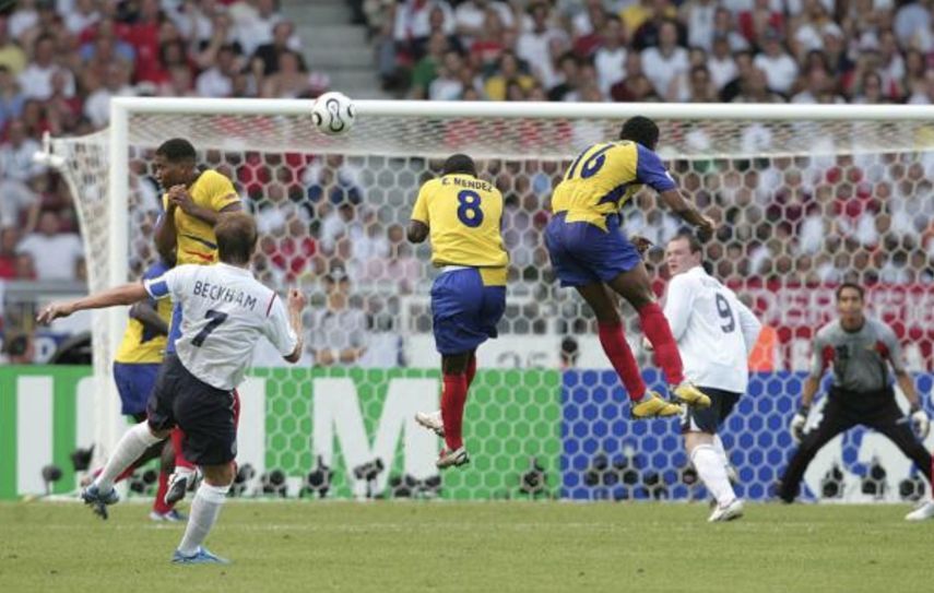 هدف بيكهام في مرمى الإكوادور في ثمن نهائي مونديال 2006