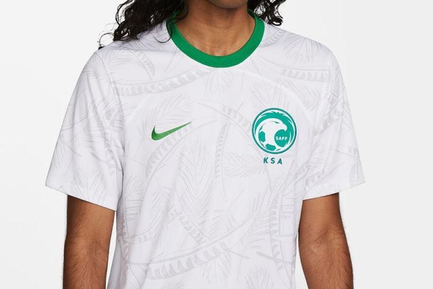 قميص منتخب السعودية في كأس العالم قطر 2022 