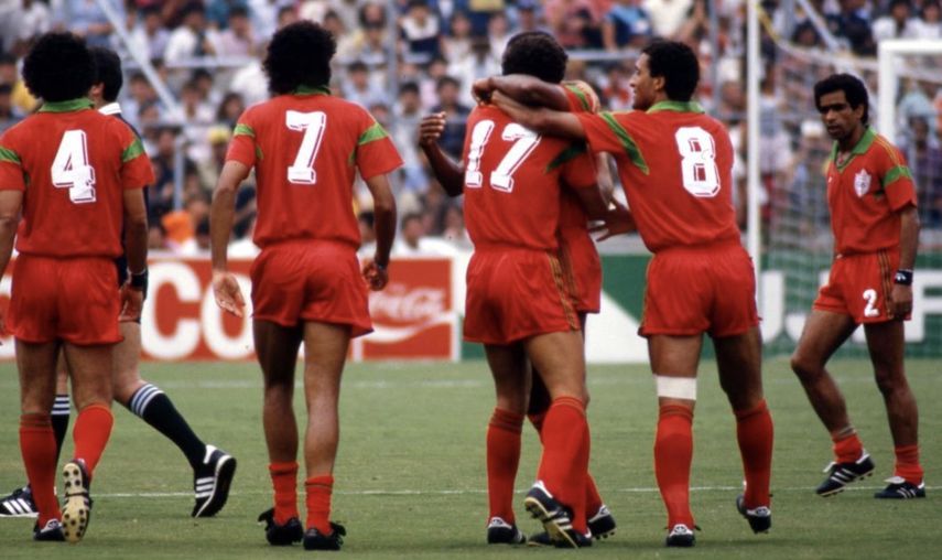 احتفال المغربي عبد الرزاق خيري في مباراة البرتغال بمونديال 1986