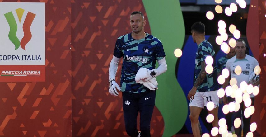الحارس السلوفيني سمير هاندانوفيتش يقود إنتر للتتويج بكأس إيطاليا 2023