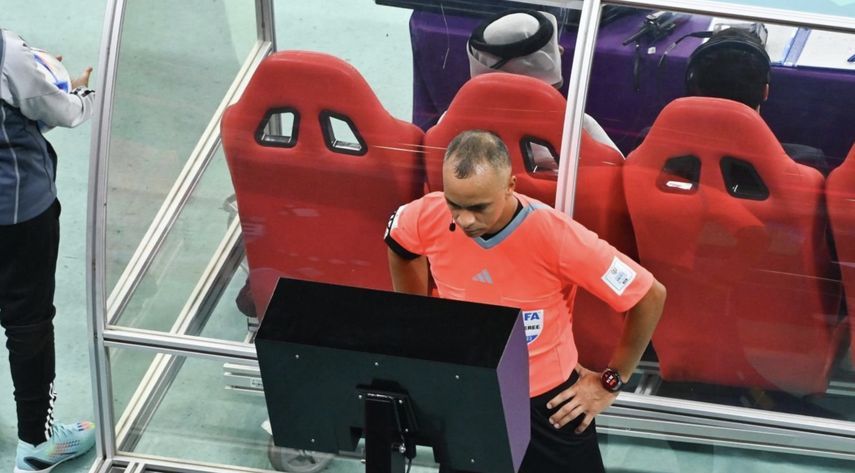 الحكم البرازيلي ويلتون سامبايو في كأس العالم 2022