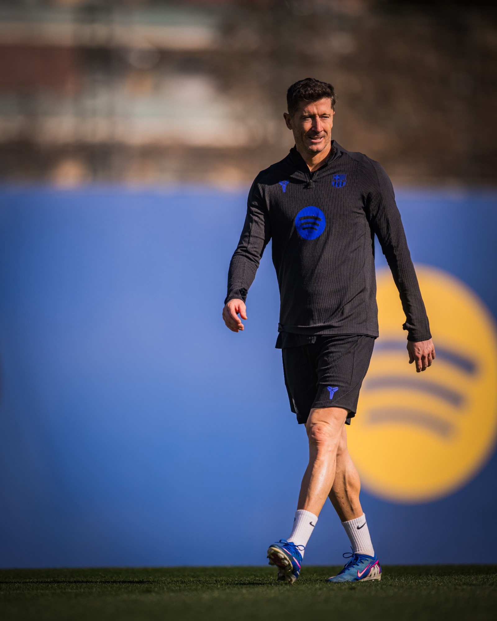 روبرت ليفاندوفسكي من تدريبات برشلونة - 11 فبراير 2026