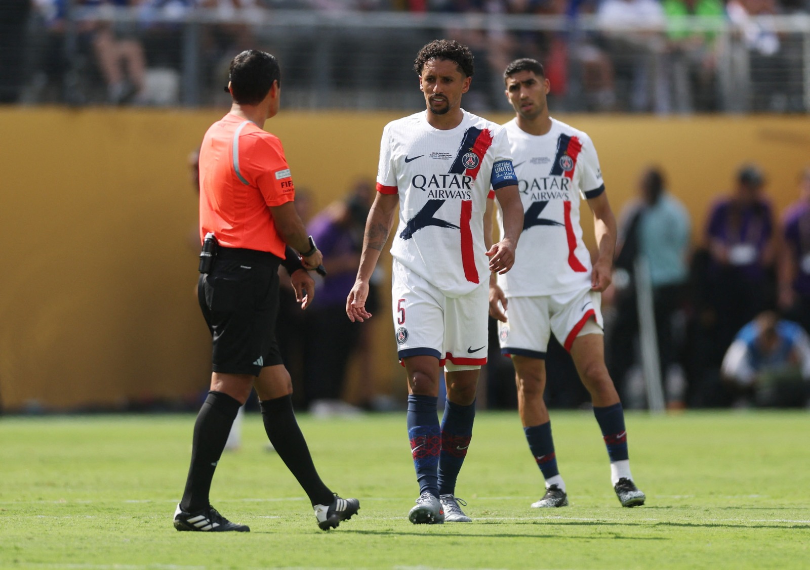 ماركينيوس وأشرف حكيمي من نهائي كأس العالم للأندية بين باريس سان جيرمان وتشيلسي - 13 يوليو 2025