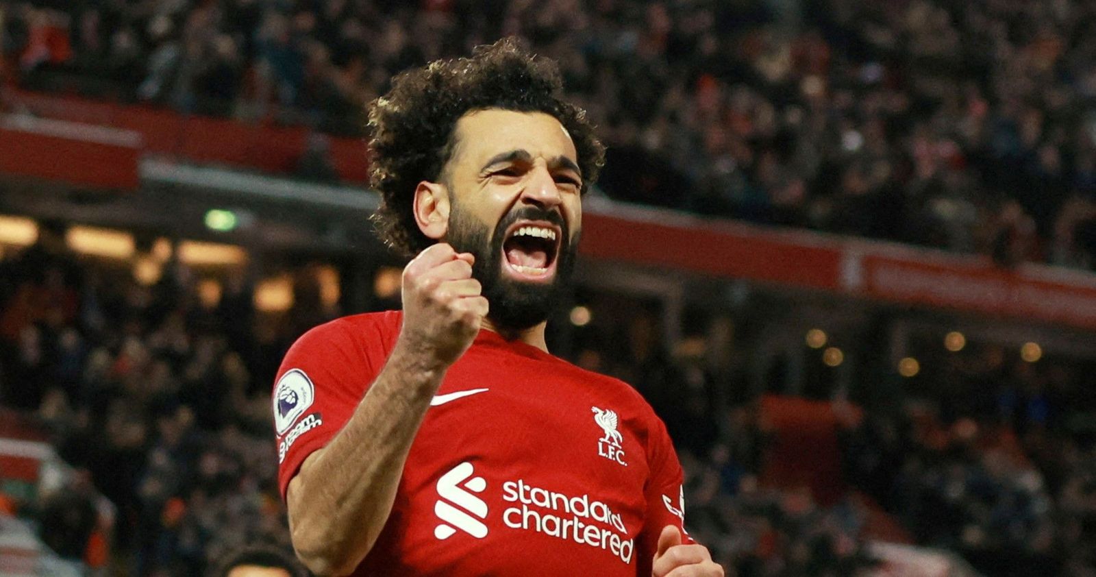 لاعب ليفربول محمد صلاح يحتفل بالتسجيل في مرمى وولفرهامبتون في الدوري الإنجليزي - 1 مارس 2023