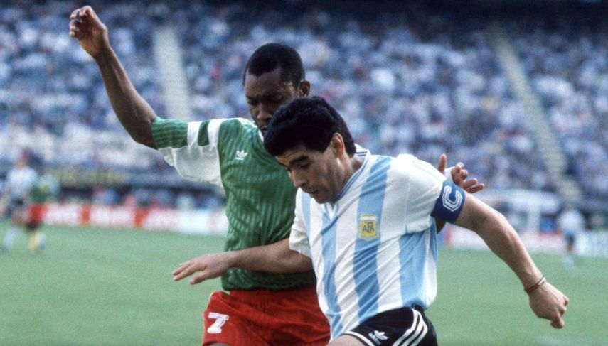 الكاميرون والارجنتين في افتتاح مونديال 1990 ، مارادونا وأومام بيك