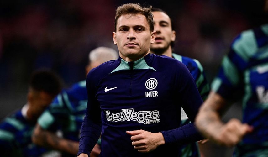 لاعب وسط الإنتر الإيطالي نيكو باريلا