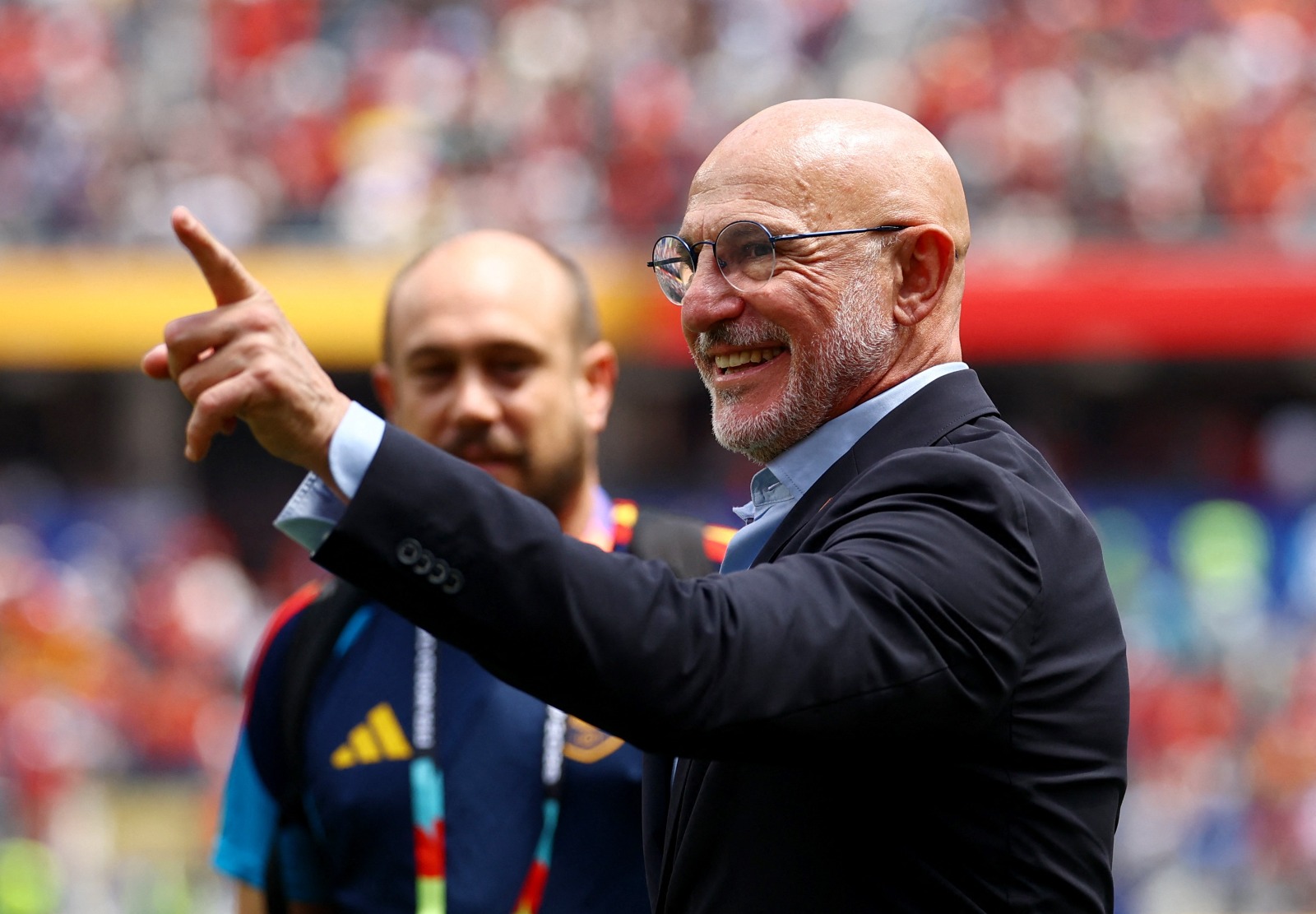 لويس دي لا فوينتي مدرب إسبانيا يحتفل بالفوز على بلجيكا - 10 يوليو 2026