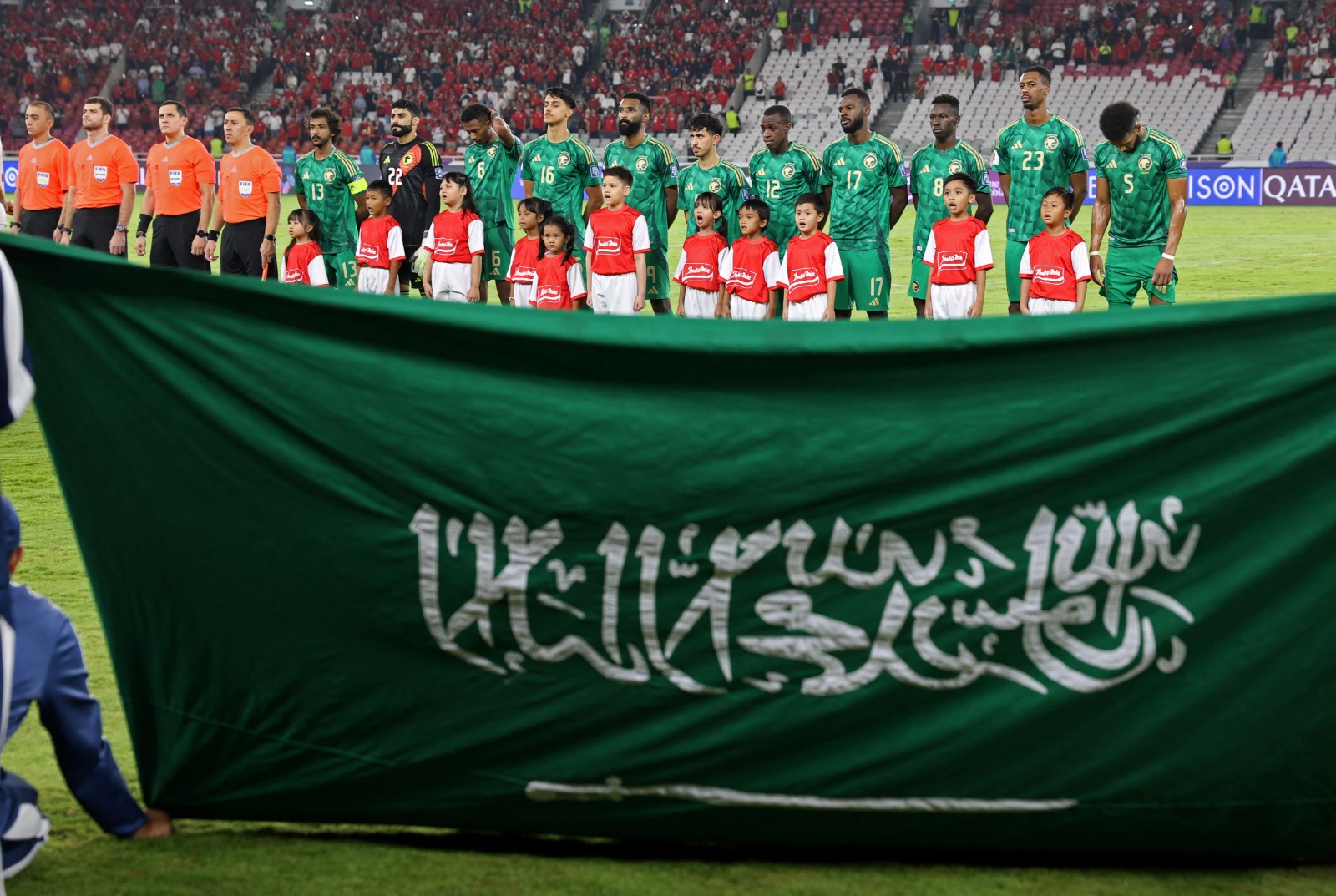 لاعبو المنتخب السعودي قبل مواجهة إندونيسيا بتصفيات كأس العالم - 19 نوفمبر 2024