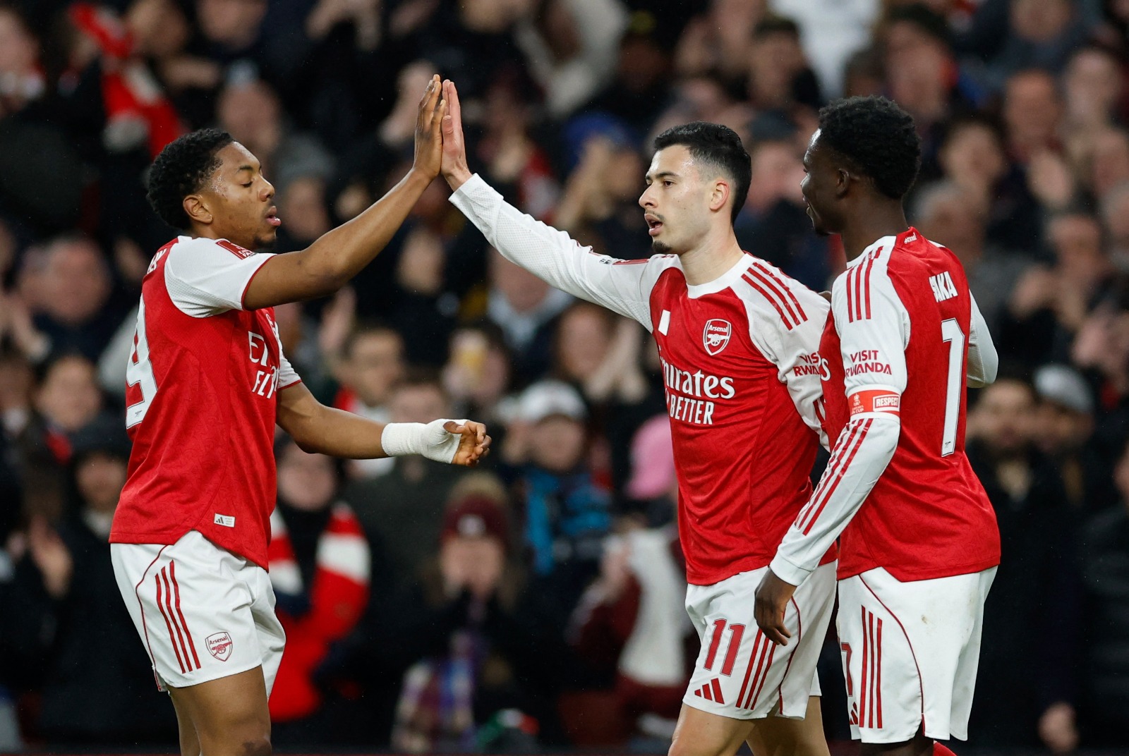 غابرييل مارتينيلي مهاجم أرسنال يحتفل بهدفه أمام ويغان في كأس الاتحاد الإنجليزي - 15 فبراير 2026