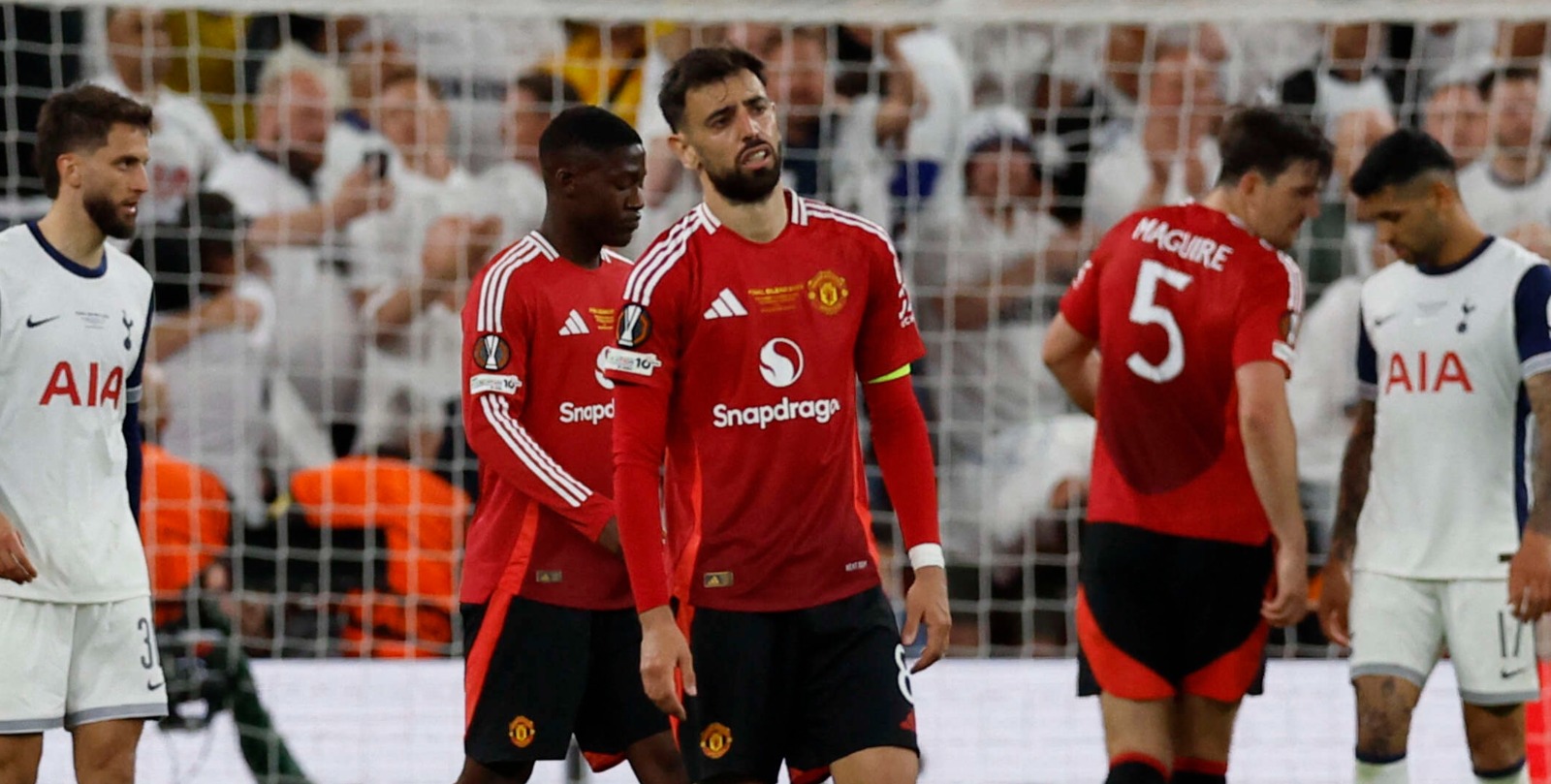 برونو فيرنانديز في نهائي الدوري الأوروبي 2025