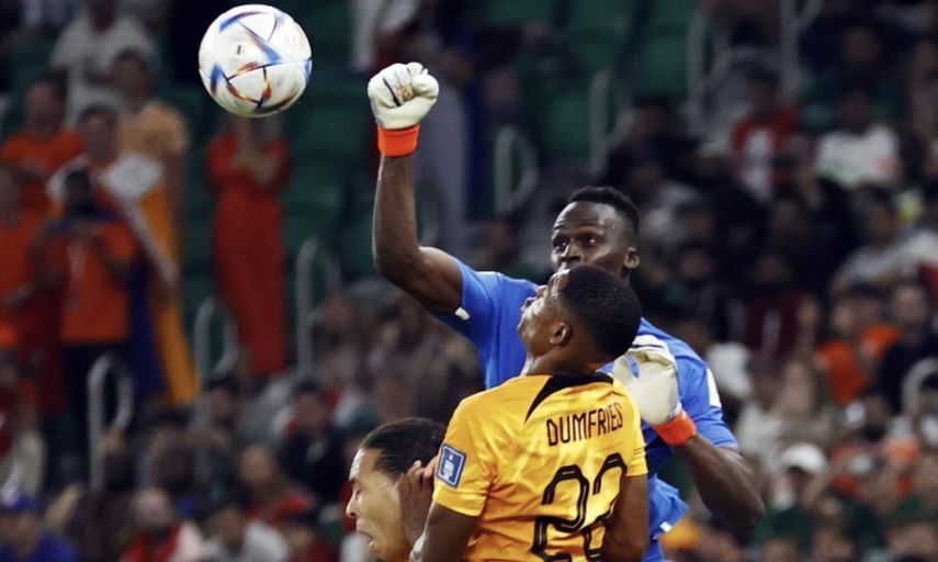 إدوار ميندي اللاعب الأسوأ في مباراة هولندا والسنغال بكأس العالم 2022