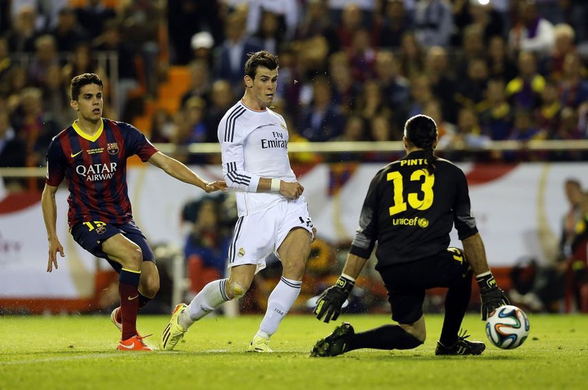هدف بيل في مرمى برشلونة خلال نهائي كأس الملك عام 2014