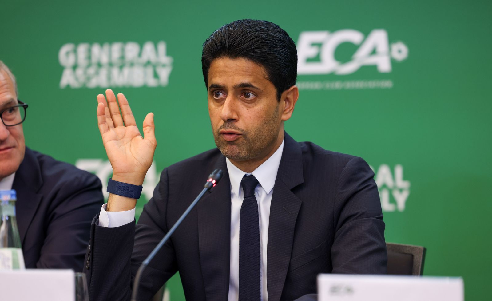 ناصر الخليفي رئيس نادي باريس سان جيرمان في اجتماع رابطة الأندية الأوروبية - 7 سبتمبر 2023