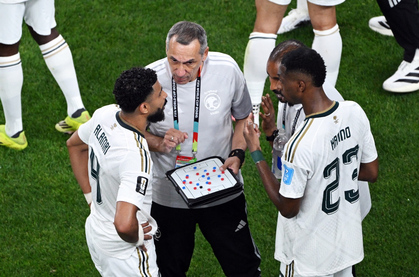 دونيس مدرب السعودية خلال مواجهة الرأس الأخضر في كأس العالم - 26 يونيو 2026