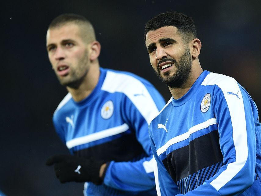 رياض محرز رفقة مواطنه إسلام سليماني في تدريبات ليستر سيتي - AFP