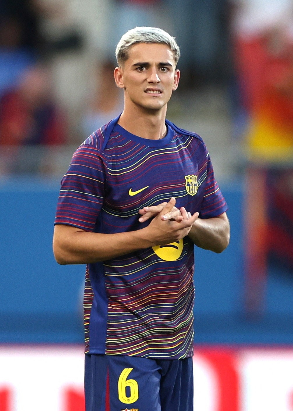 لاعب برشلونة غافي خلال مباراة كأس جوان غامبر الودية ضد كومو - 10 أغسطس 2025