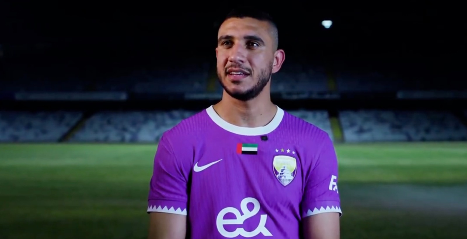 المدافع المصري رامي ربيعة في تقديمه مع نادي العين الإماراتي