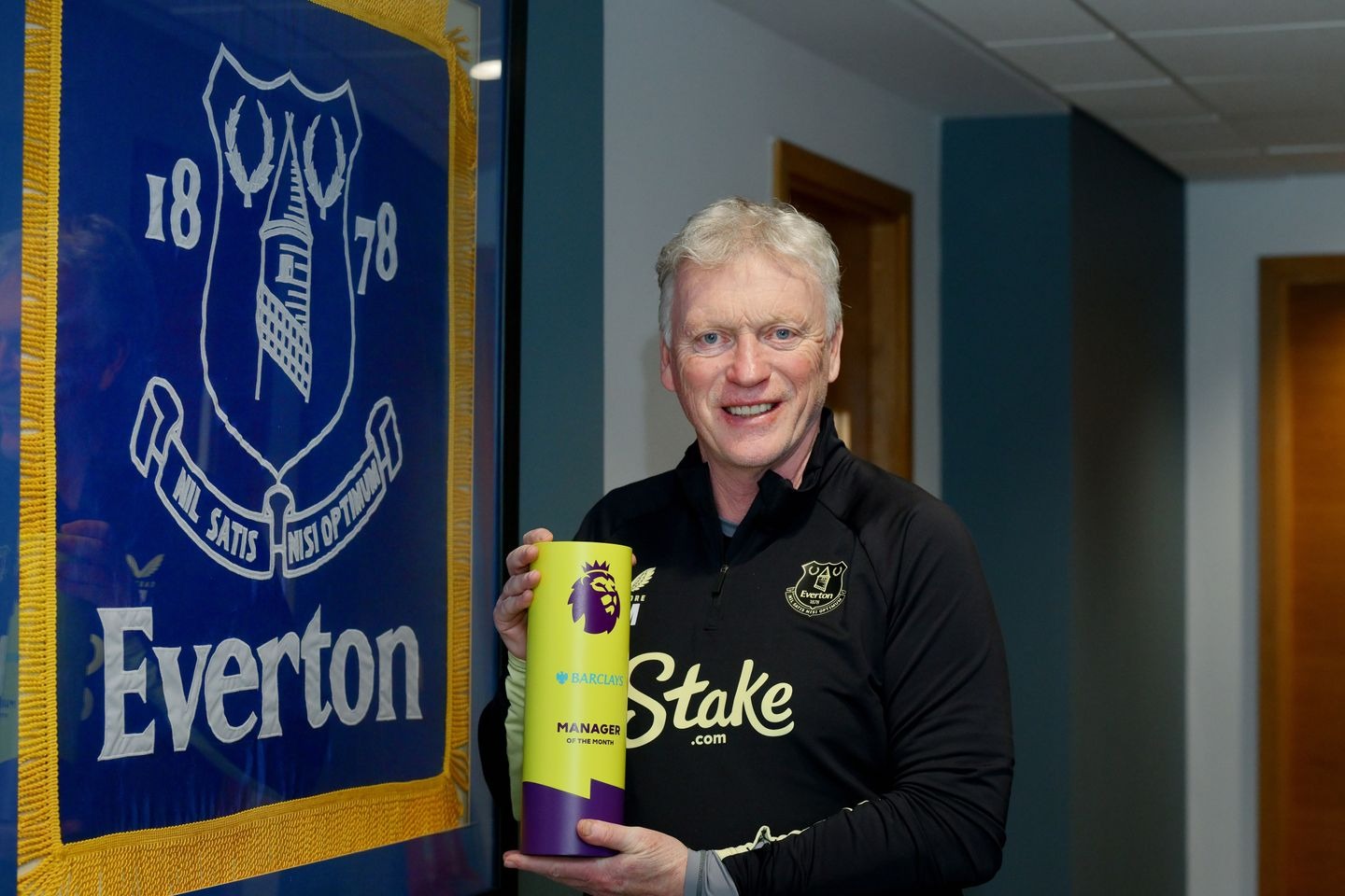 ديفيد مويس مدرب إيفرتون بعد الفوز بجائزة أفضل مدرب عن شهر فبراير في الدوري الإنجليزي الممتاز - 14 مارس 2025